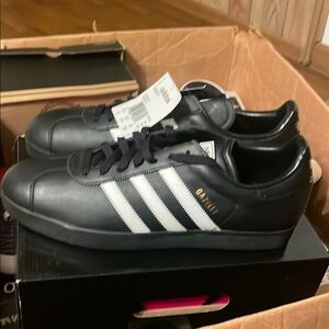 Adidas Black and White Sneakers Classic Design